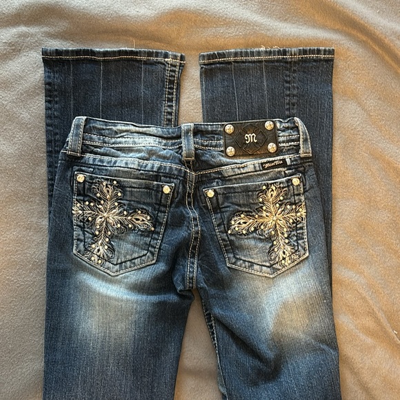 Miss Me distressed boot cut, Sz 27, Color~medium to darker blue - Picture 2 of 8